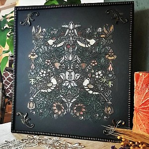 Трафарет - Клубничный воришка - Фотография интерьере 6